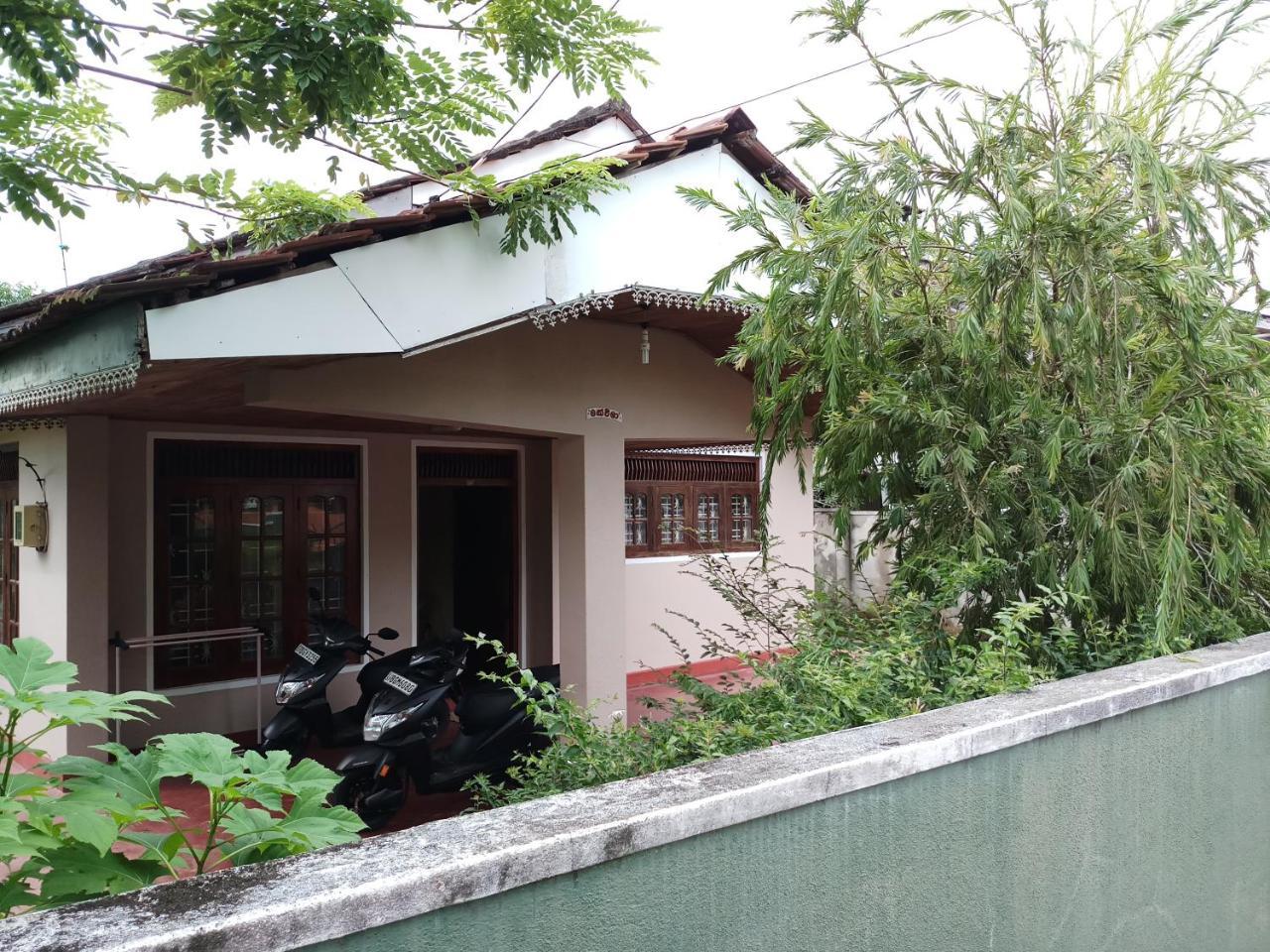 Lakvilla Hikkaduwa Exterior photo